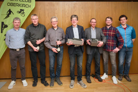 Foto Verabschiedung (v.l.n.r.): Alexander Kiefer, Jörg Altegoer, Georg Wolf, Bernhard Wolf, Johannes Müller, Matthias Wolf, Florian Huber